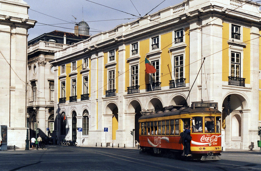 Лиссабон, Carris 4-axle motorcar (Standard) № 353