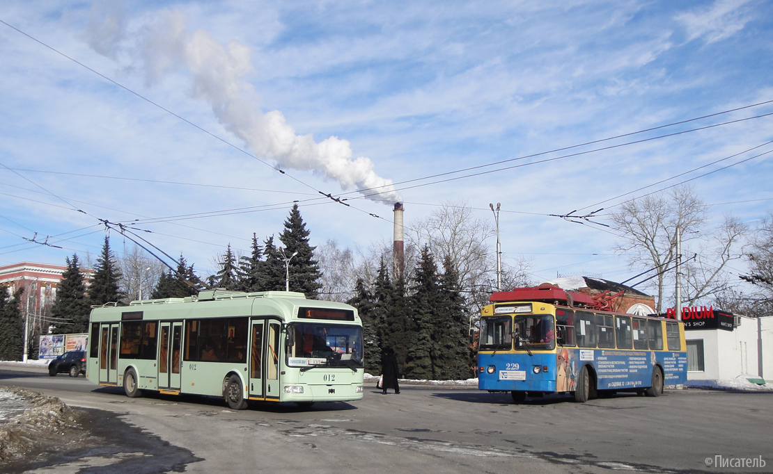 Kursk, BKM 321 № 012; Kursk, ZiU-682 GOH Ivanovo № 229