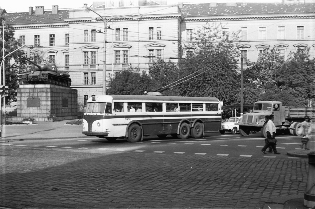 Praha, Tatra T400 III.B # 9431; Praha — Old photos