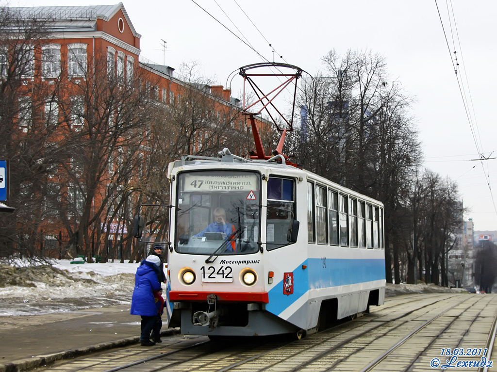 Moskva, 71-608KM č. 1242