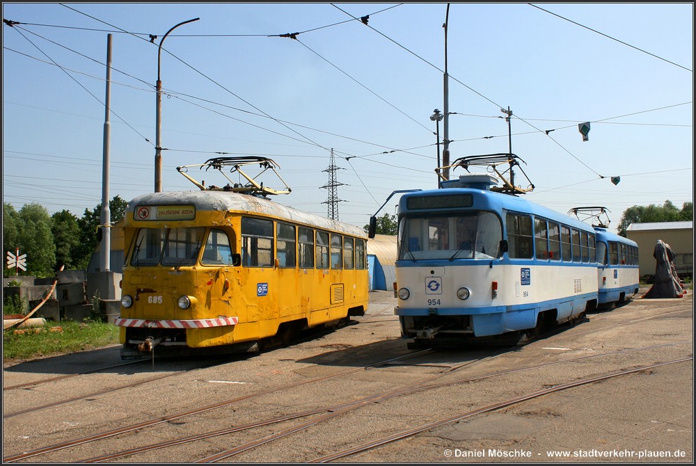 Острава, Tatra T2 № 685; Острава, Tatra T3SUCS № 954