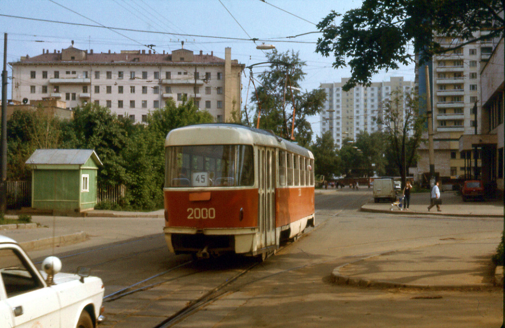 Москва, Tatra T3SU (двухдверная) № 2000