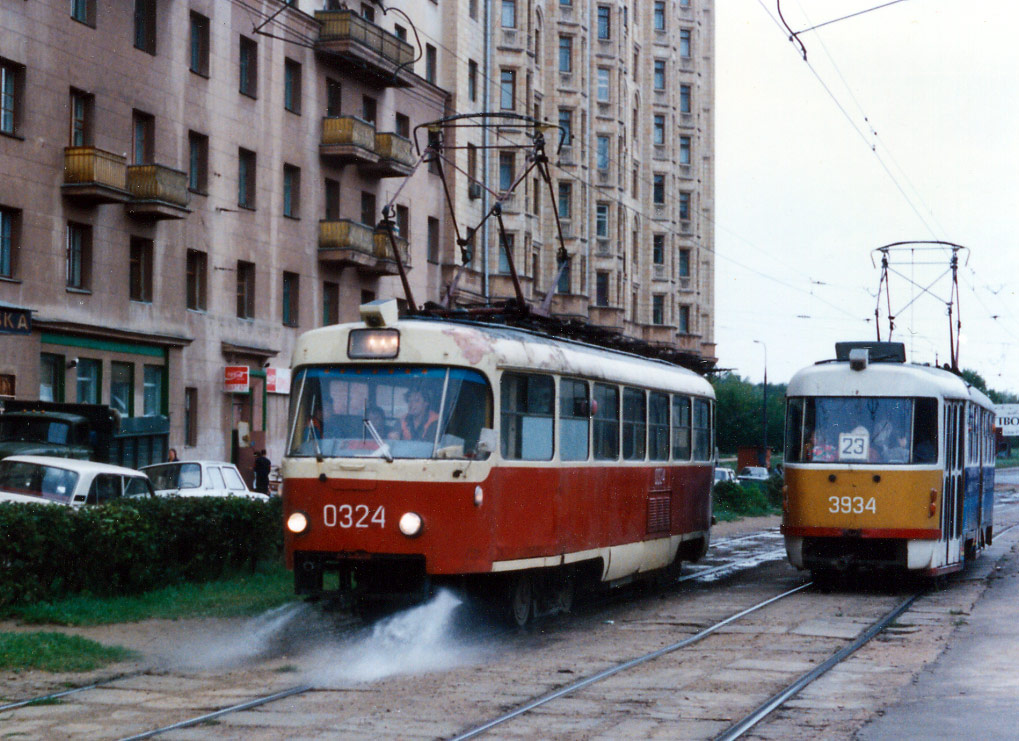 Москва, Tatra T3SU № 0324; Москва, Tatra T3SU № 3934