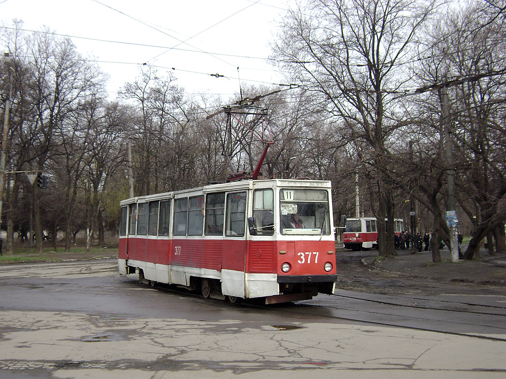 Kryvyj Rihas, 71-605 (KTM-5M3) nr. 377