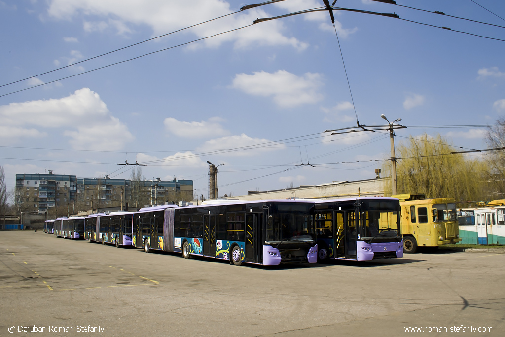 Donetsk, LAZ E301A1 # 2301; Donetsk, LAZ E301A1 # 2306; Donetsk — Trolleybuses without numbers
