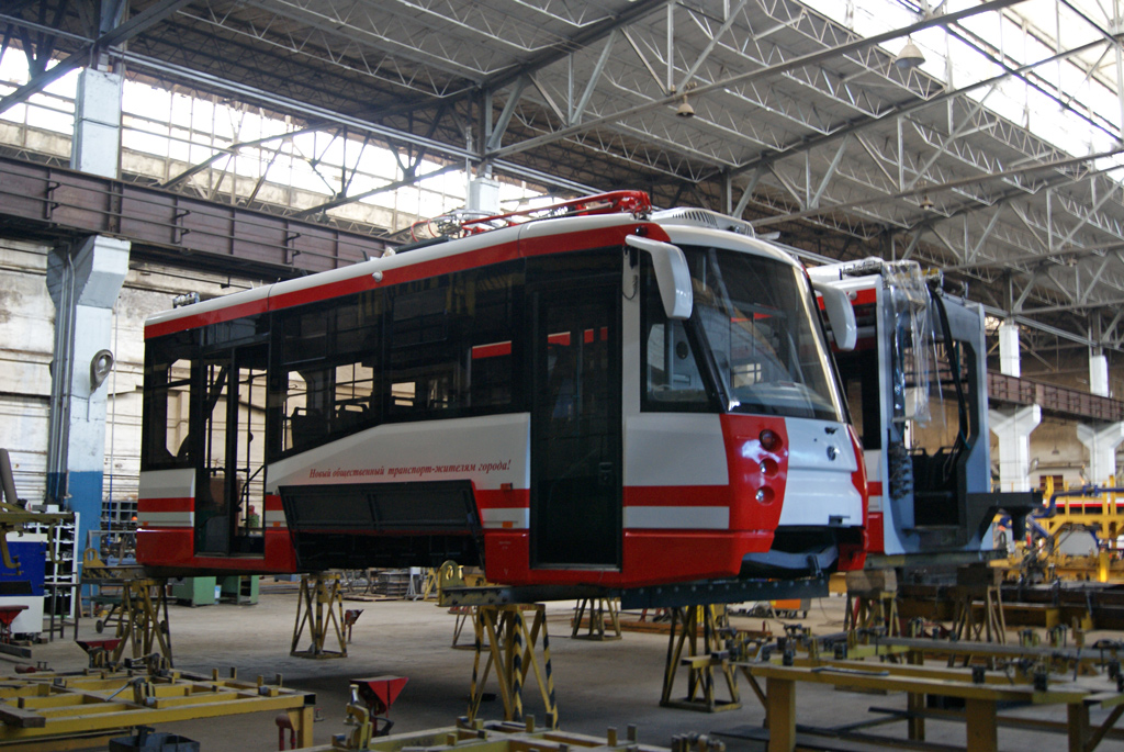 Volgogradas, 71-154 (LVS-2009) nr. 5842; Sankt Peterburgas — New PTMZ trams