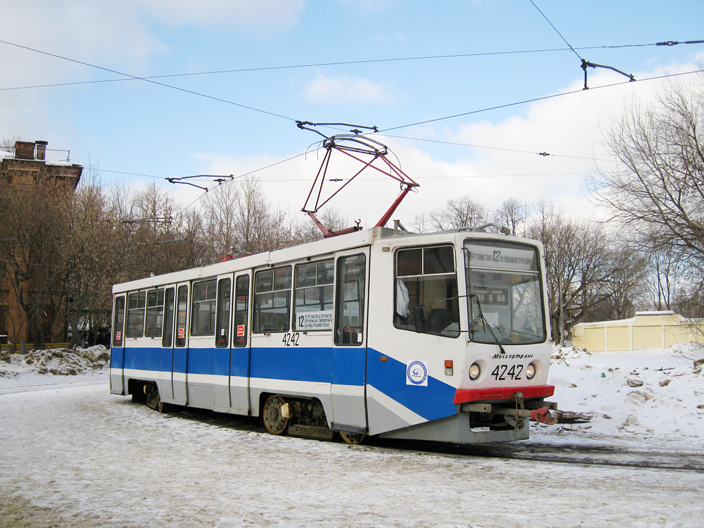 Moskva, 71-608KM č. 4242