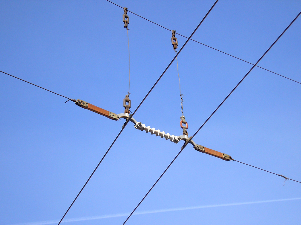 Yaroslavl — Trolleybus overhead lines