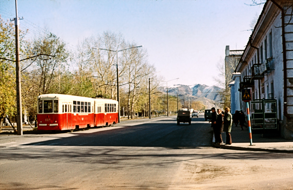 Ust-Kamenogorsk, KTP-2 č. 132; Ust-Kamenogorsk, KTM-2 č. 32; Ust-Kamenogorsk — Old photos