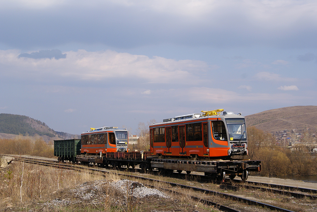 Smolensk, 71-623-00 № 248; Smolensk, 71-623-00 № 249; Ust-Katav — New cars