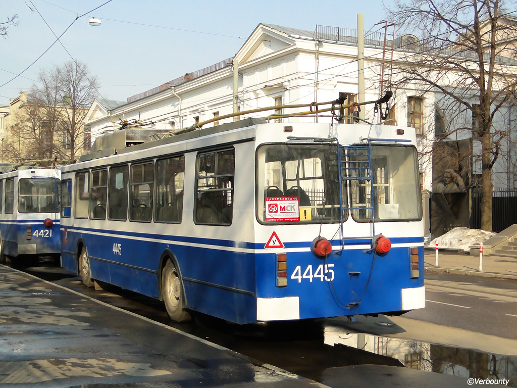 Москва, ЗиУ-682ГМ1 (с широкой передней дверью) № 4445