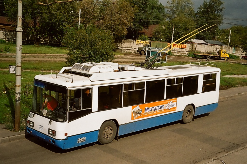 Moskva, BTZ-52761R č. 4925