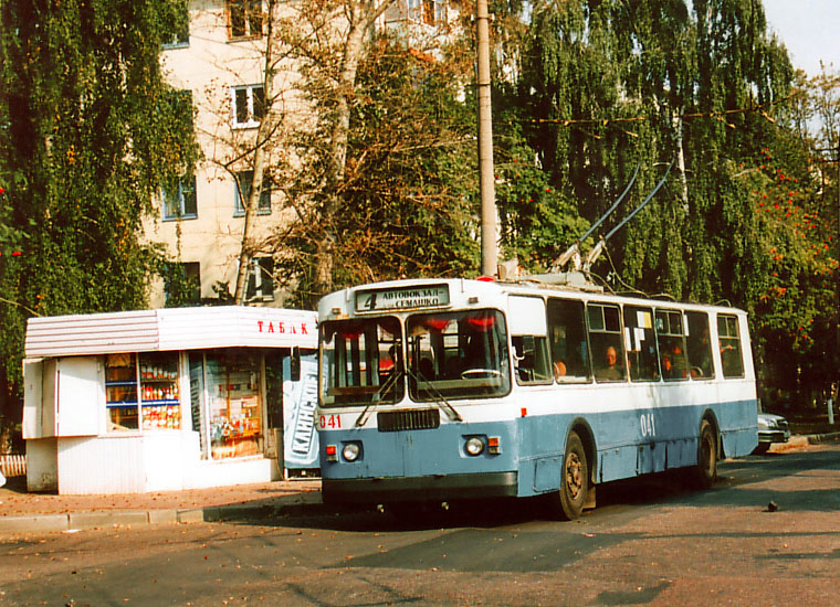 Орёл, ЗиУ-682Г [Г00] № 041; Орёл — Исторические фотографии [1992-2005]; Орёл — Конечные станции и разворотные кольца