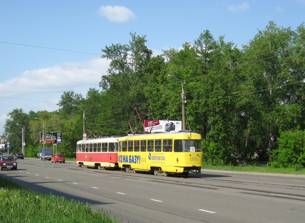 Izsevszk, Tatra T3SU — 1208