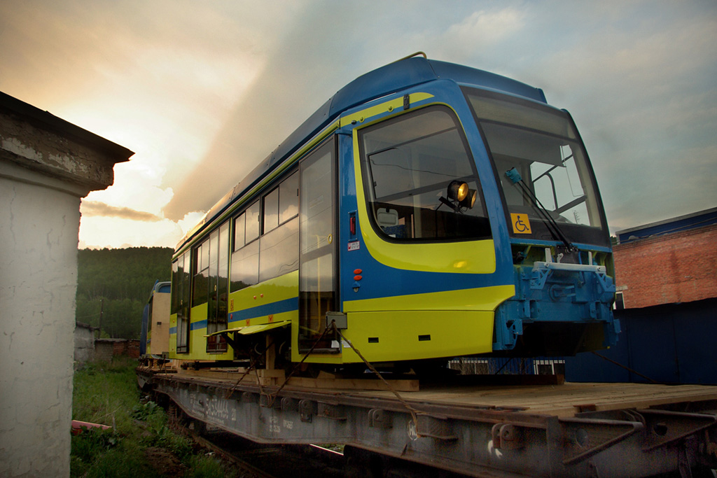 Zlatooust, 71-631-01 N°. б/н; Zlatooust — Premier essai du 71-631 tramway