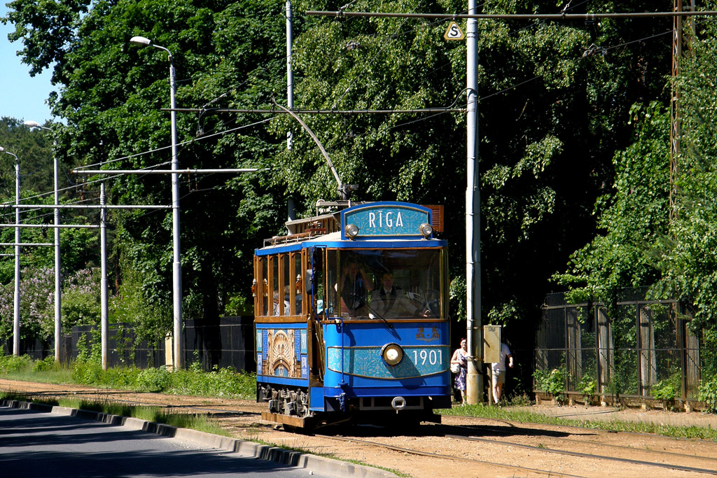 Rīga, 2-axle motor car № 1901 (88031)