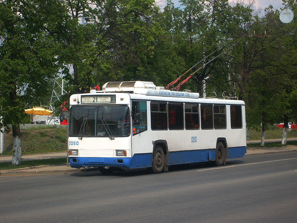 Ufa, BTZ-52761R č. 1090