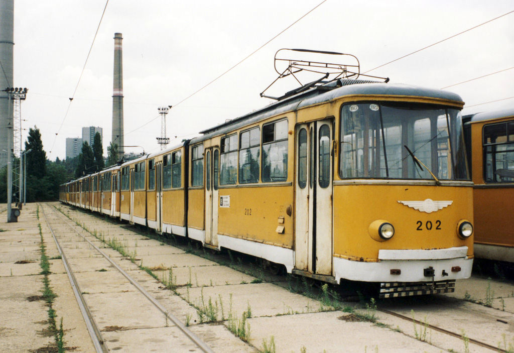 Sofia, T8M-730 (Sofia 70) Nr 202; Sofia — Historical — Тramway photos (1990–2010); Sofia — Tram depots: [2] Krasna poliana
