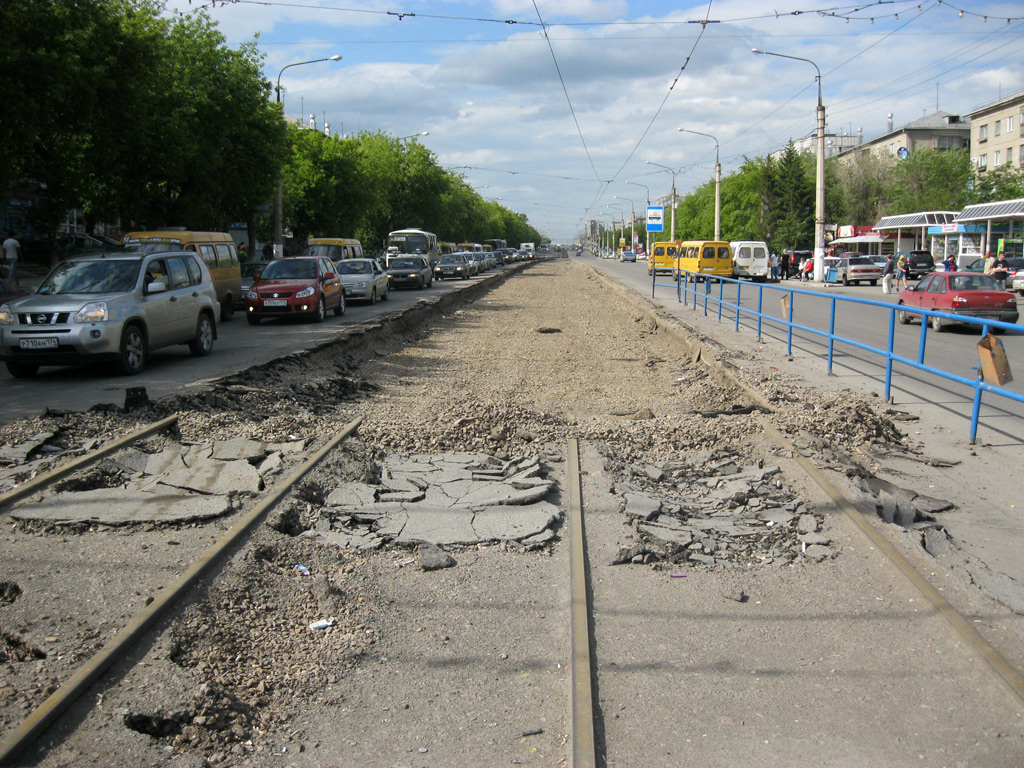 馬格尼托哥爾斯克 — Track repair works