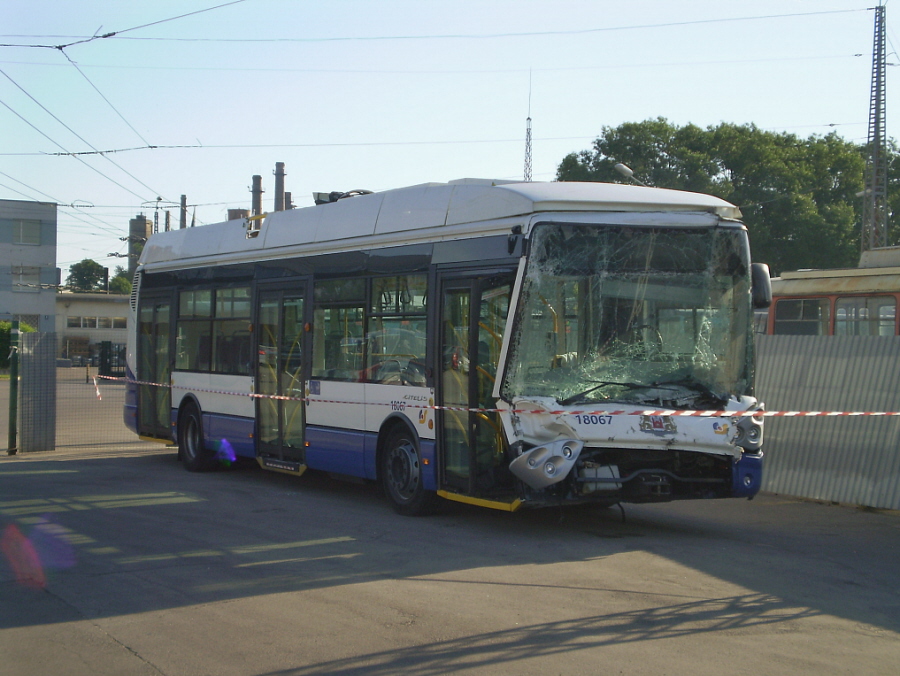 Рига, Škoda 24Tr Irisbus Citelis № 18067