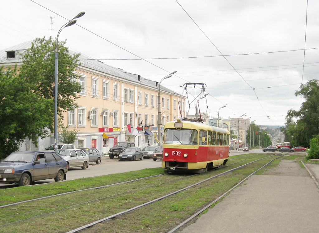 Izhevsk, Tatra T3SU № 1202