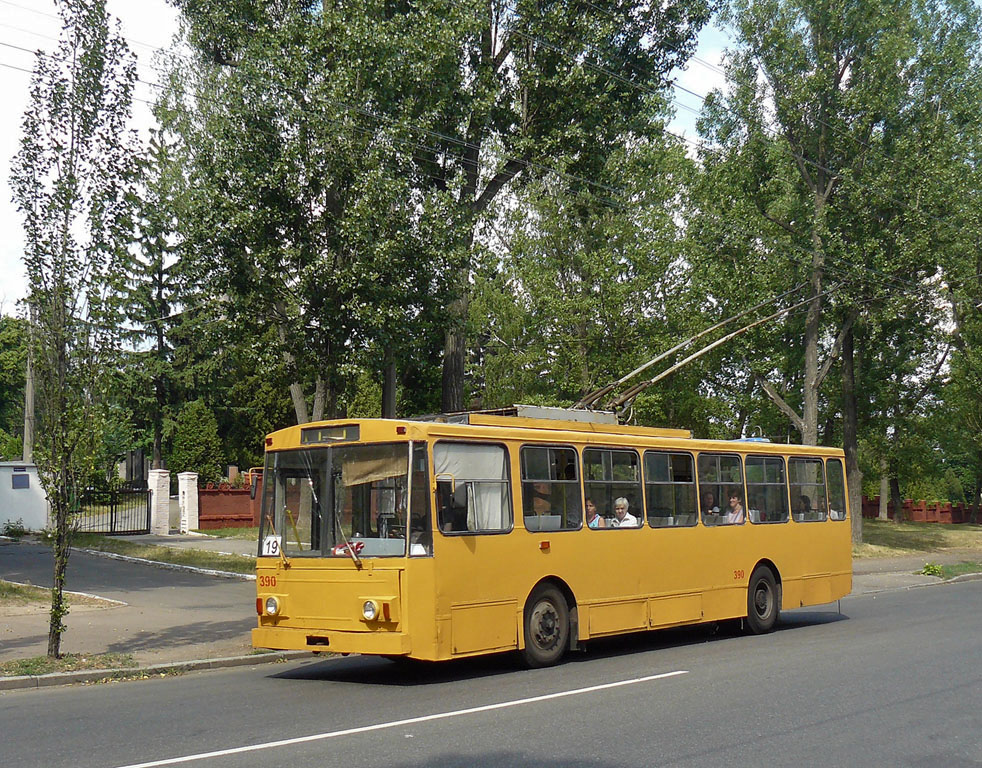 Киев, Škoda 14Tr02/6 № 390