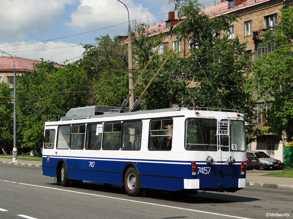 Москва, ЗиУ-682ГМ1 (с широкой передней дверью) № 7457