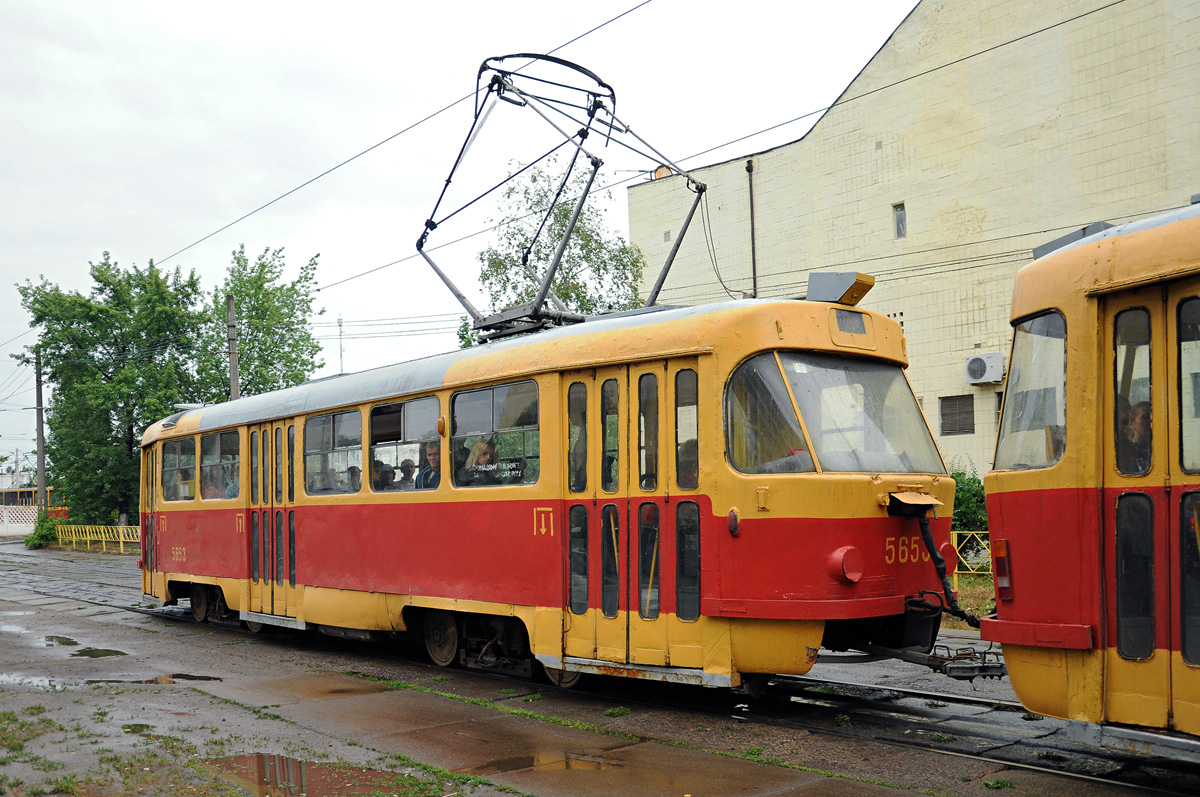 Kijev, Tatra T3SU — 5653