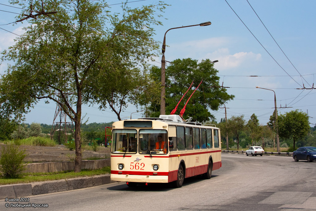 Saporischja, ZiU-682B Nr. 562; Saporischja — Fantrip on the ZiU-682B #562 trolleybus (9 Jul 2011)