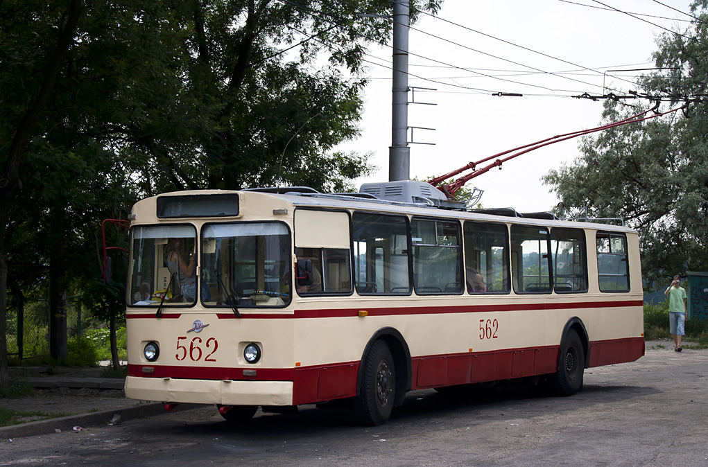 紮波羅熱, ZiU-682B # 562; 紮波羅熱 — Fantrip on the ZiU-682B #562 trolleybus (9 Jul 2011)