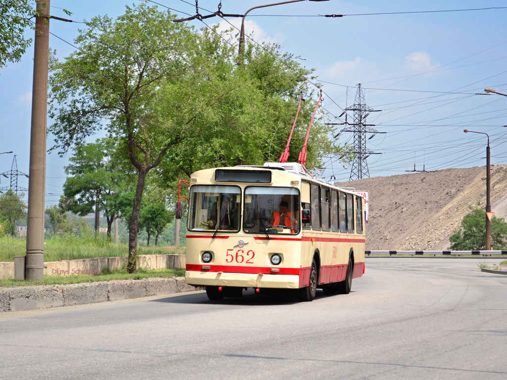 Saporischja, ZiU-682B Nr. 562; Saporischja — Fantrip on the ZiU-682B #562 trolleybus (9 Jul 2011)