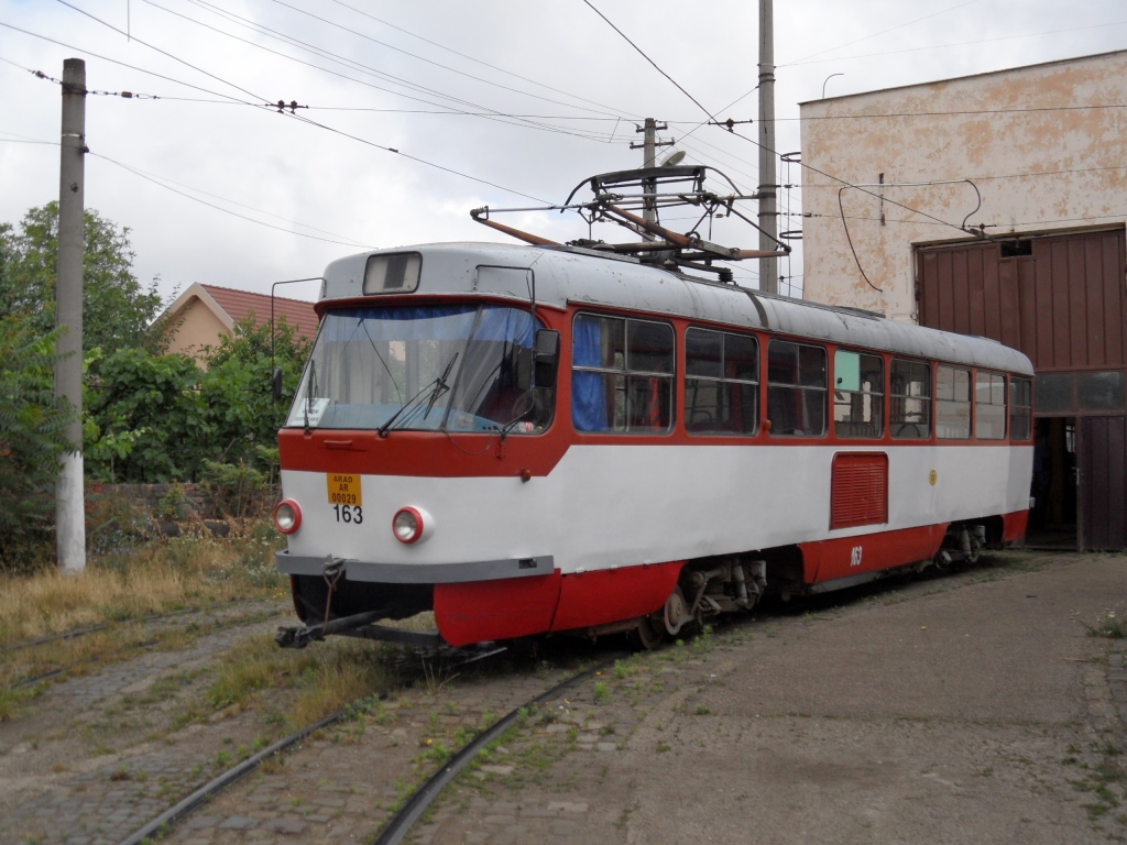 Арад, Tatra T4R № 163