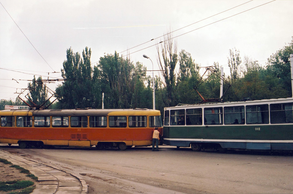 Ростов-на-Дону, Tatra T3SU № 193; Ростов-на-Дону, 71-605У № 001