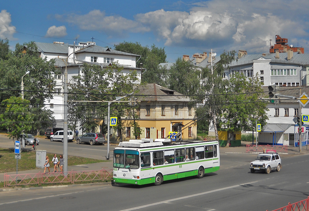 Yaroslavl, LiAZ-5280 (VZTM) # 25