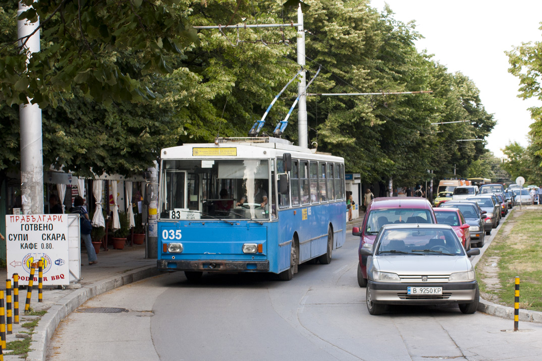 Varna, Škoda 14Tr06 nr. 035