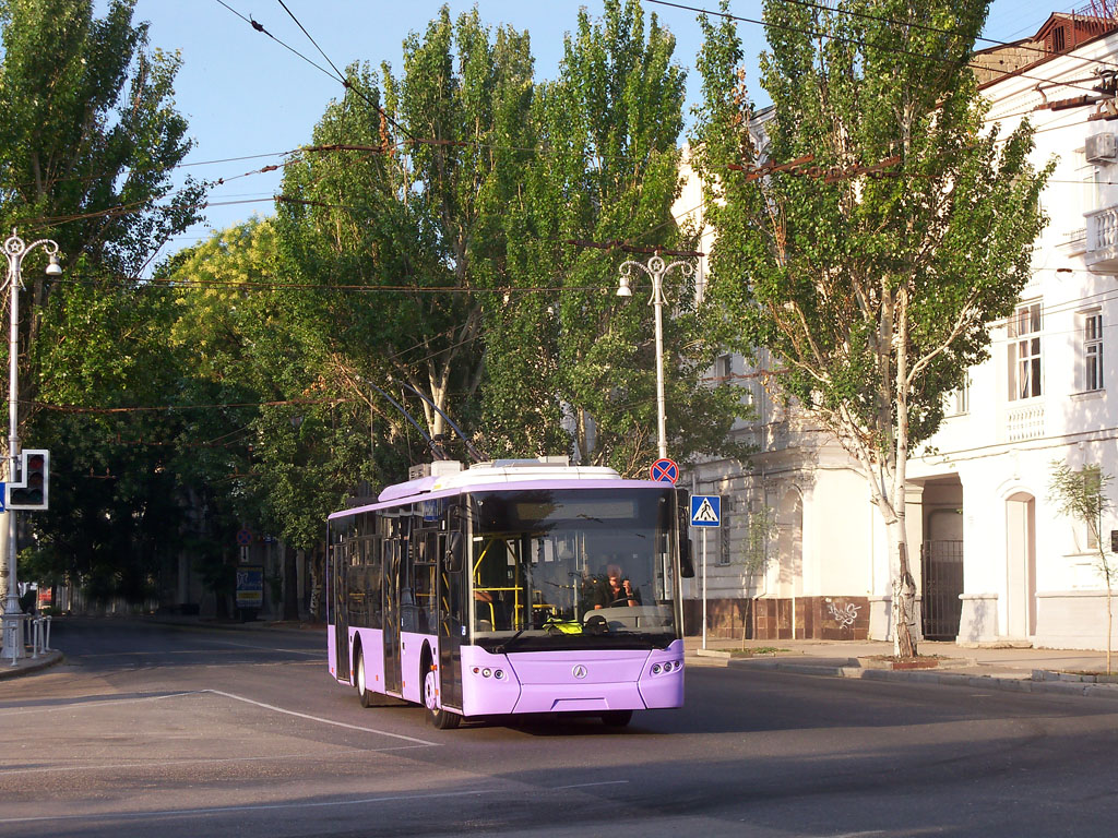 Севастополь, ЛАЗ E183A1 № 1502; Севастополь — Выставка троллейбусов для Севастополя (26.07.2011)