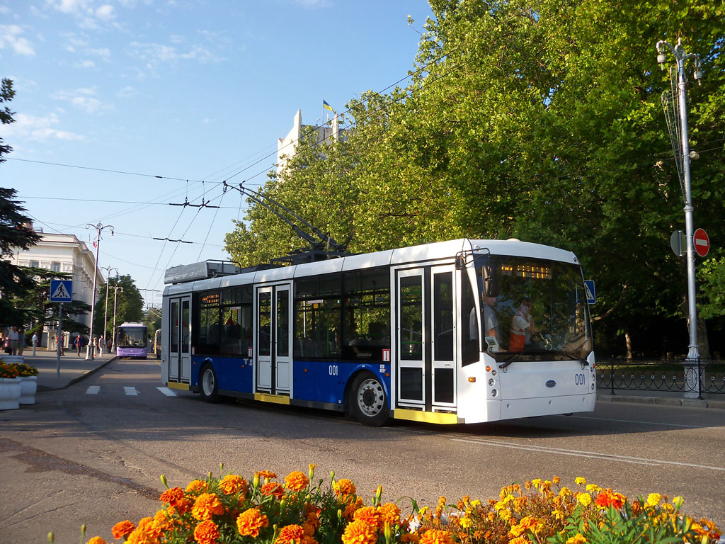 Севастополь, ЮМЗ-5265 «Мегаполис» № 001; Севастополь — Выставка троллейбусов для Севастополя (26.07.2011)