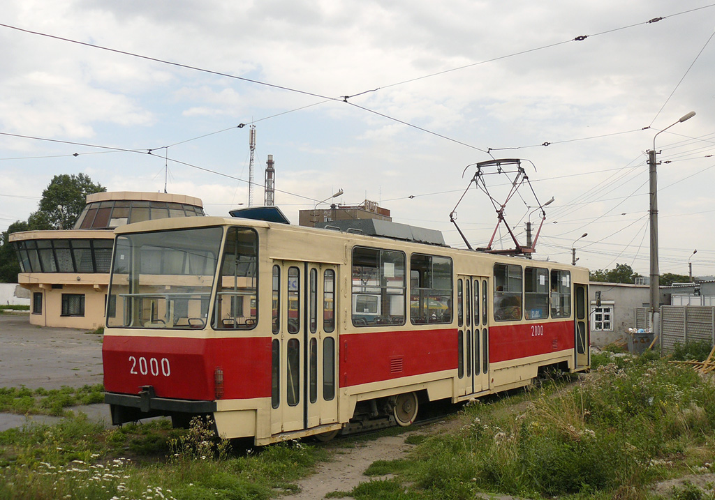 Каменское, Татра-Юг Т6Б5 № 2000