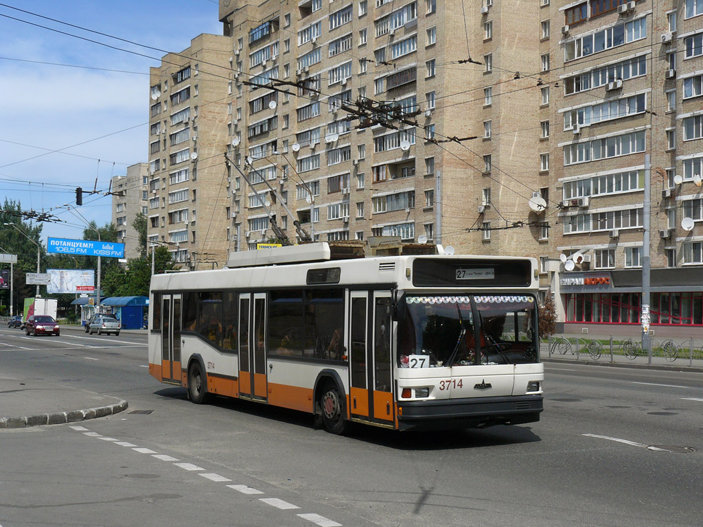 Киев, МАЗ-103Т № 3714