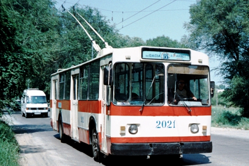 Chișinău, ZiU-682V Nr 2021