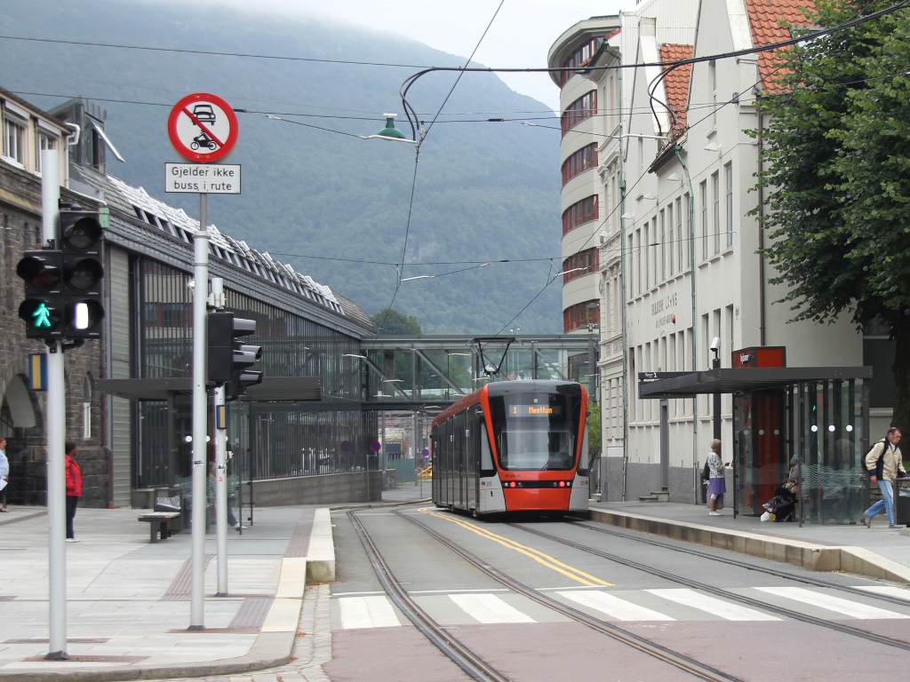 Bergen, Stadler Variobahn # 205