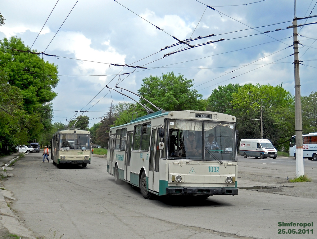 Крымский троллейбус, Škoda 14Tr02 № 1032; Крымский троллейбус, Škoda 14Tr02/6 № 2009