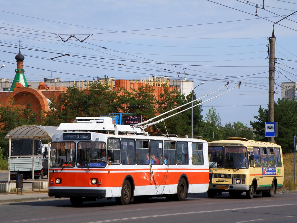 Dzeržinsk, ZiU-682G [G00] № 041