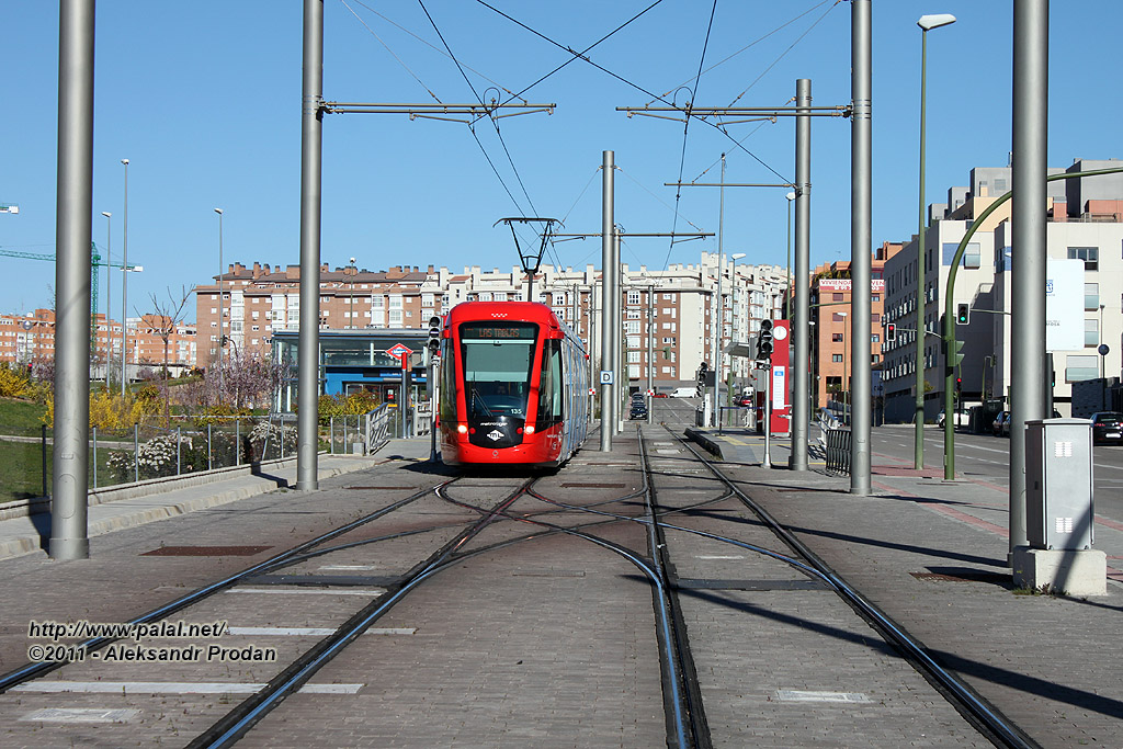 Мадрид, Alstom Citadis 302 № 135
