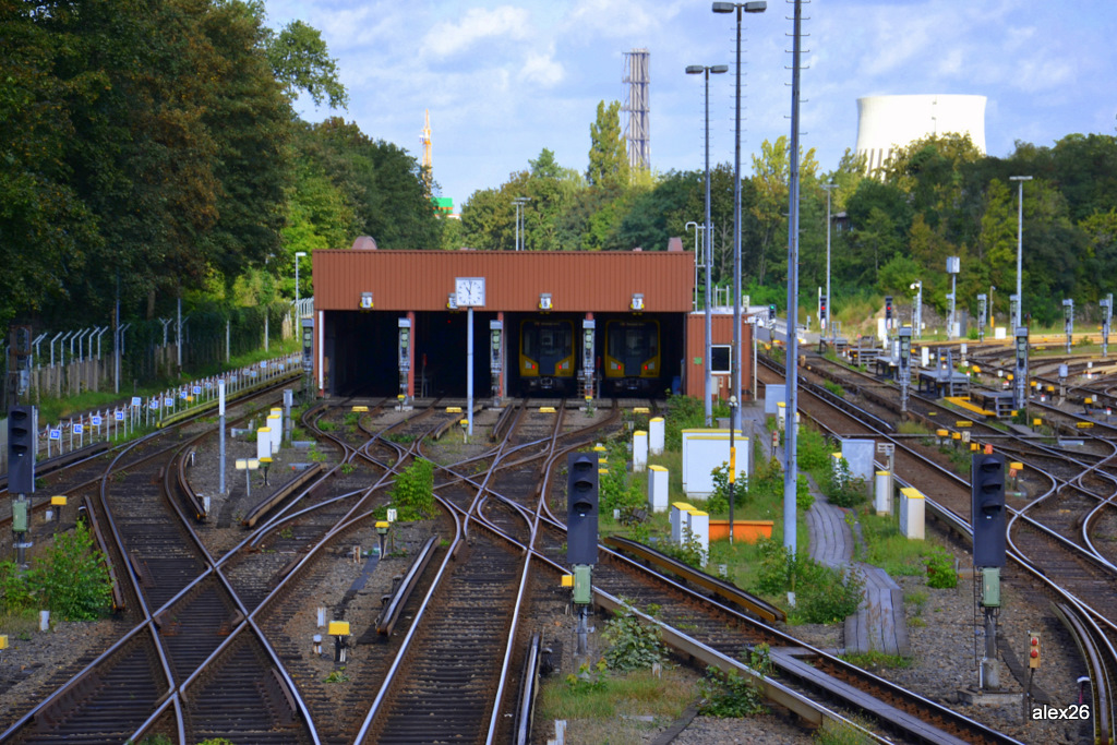 Berlynas — U-Bahn — line U2; Berlynas — U-Bahn — Depot and yards