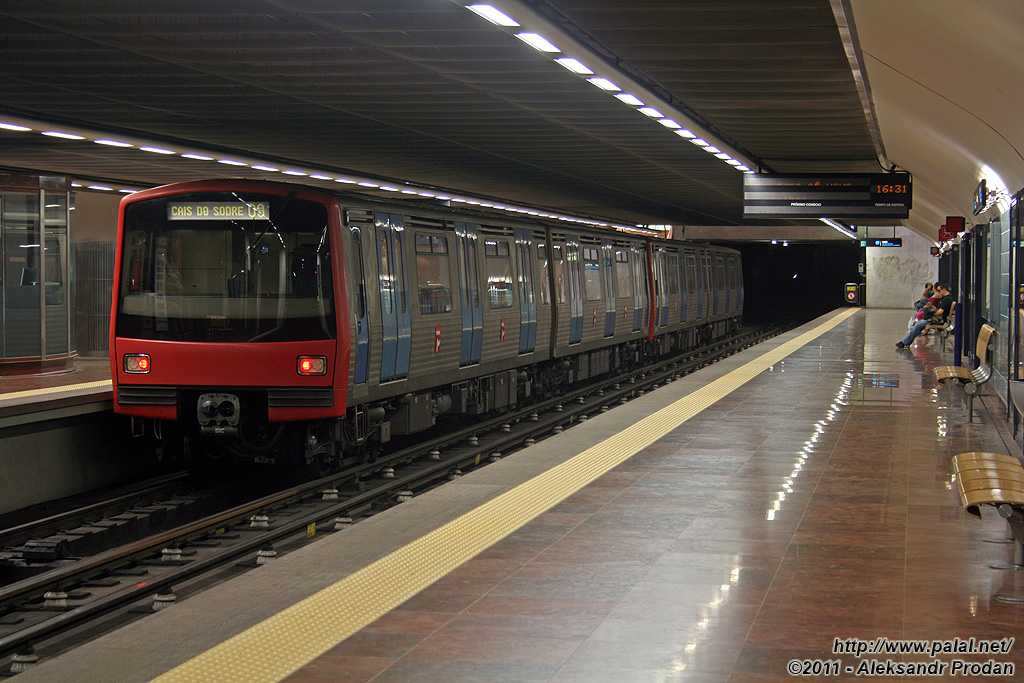 Лиссабон, ML95 № M376; Лиссабон — Metro — Linha Verde