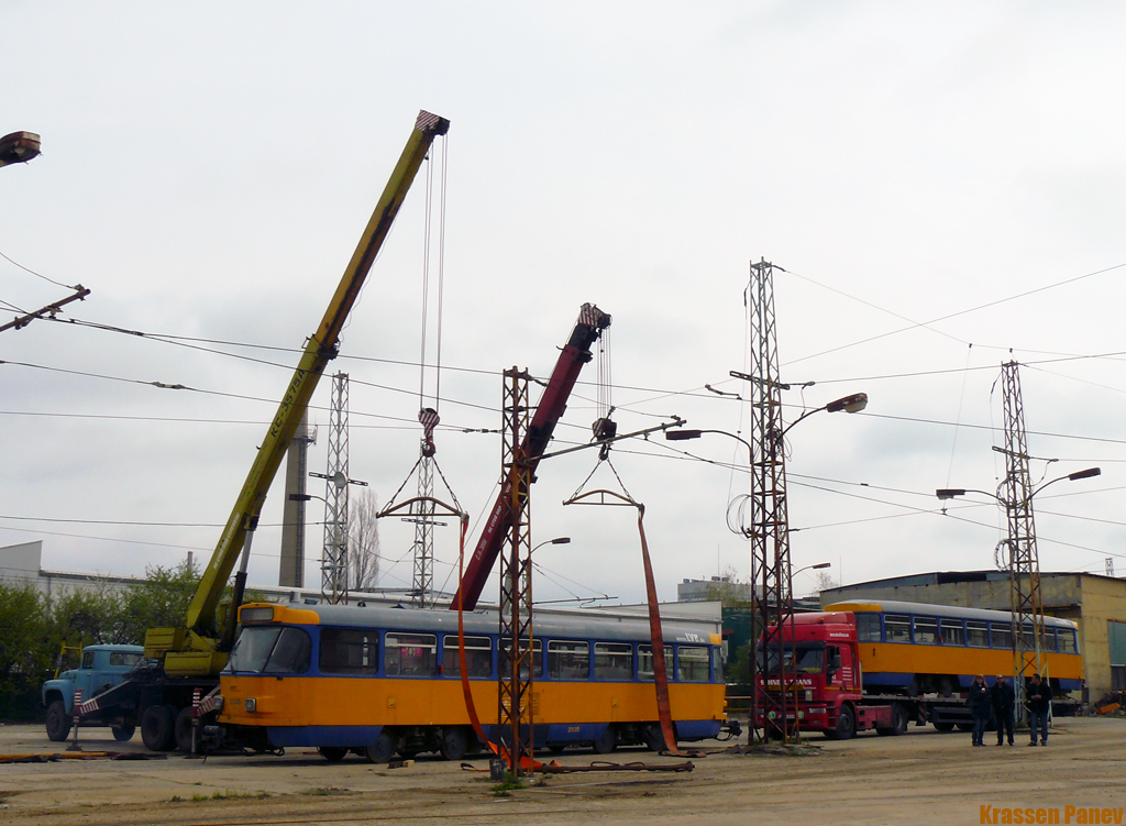 София, Tatra T4D-M2 № 4035; София — Доставка и разтоварване на Т4D-M2 от Лайпциг — 12.04.2010 г.