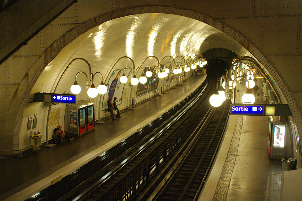 Pariisi (ml. Versailles ja Yvelines) — Metropolitain — Line 4