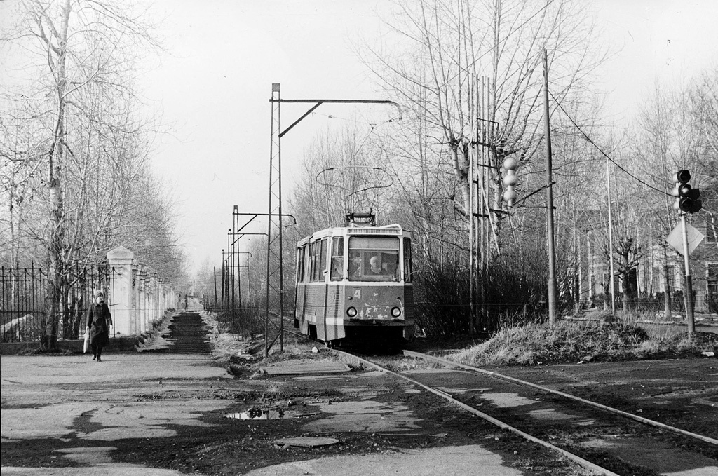 Karpinskas, 71-605 (KTM-5M3) nr. 4; Karpinskas — Old photos