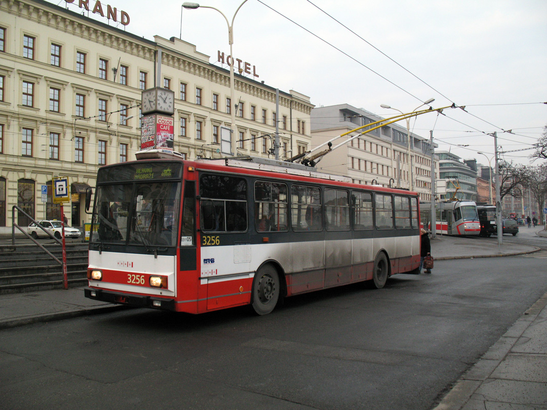 Брно, Škoda 14TrR № 3256